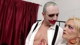 Joker krijgt een pijpbeurt van Harley Quinn snapshot 4