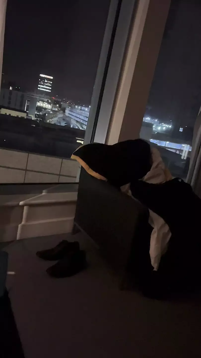 Seducing My Straight Friend at Cardiff Hotel: British Gay Fetish Porn