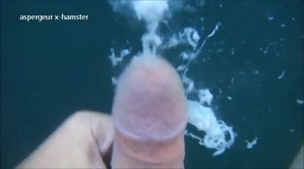 Underwater Cumshot: Free Cumshot Porn Video df | xHamster