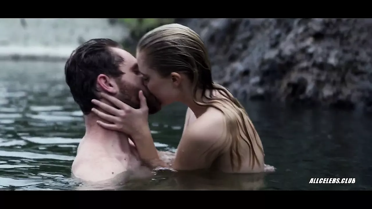 Maika Monroe Nude: Porn Videos & Sex Tapes @ xHamster