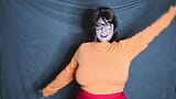 Velma Cosplay-strip snapshot 2