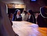 Die Versaute Nonne - Episode 2 snapshot 3