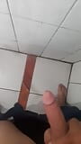 Mira como mi pene bota bastante leche snapshot 16