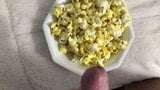 Laisse-moi beurrer ton pop-corn snapshot 16