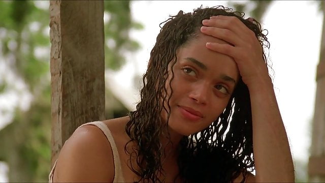 Lisa Bonet’s Angelic Performance in the Gripping Horror Film Angel Heart