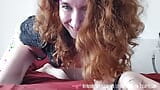 Vends-ta-culotte - Sexy redhead amateur girl masturbating at home snapshot 15