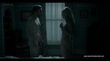 Rosamund Pike scene di nudo - donne innamorate - HD snapshot 9