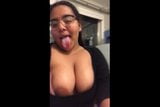 Spessa grossa latina nerd video selfie snapshot 2