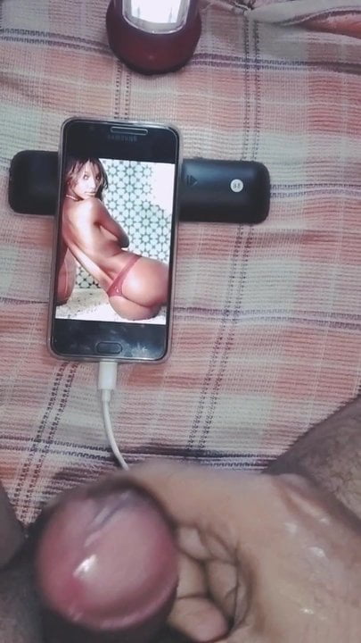 Jasmine bierze cum hołd