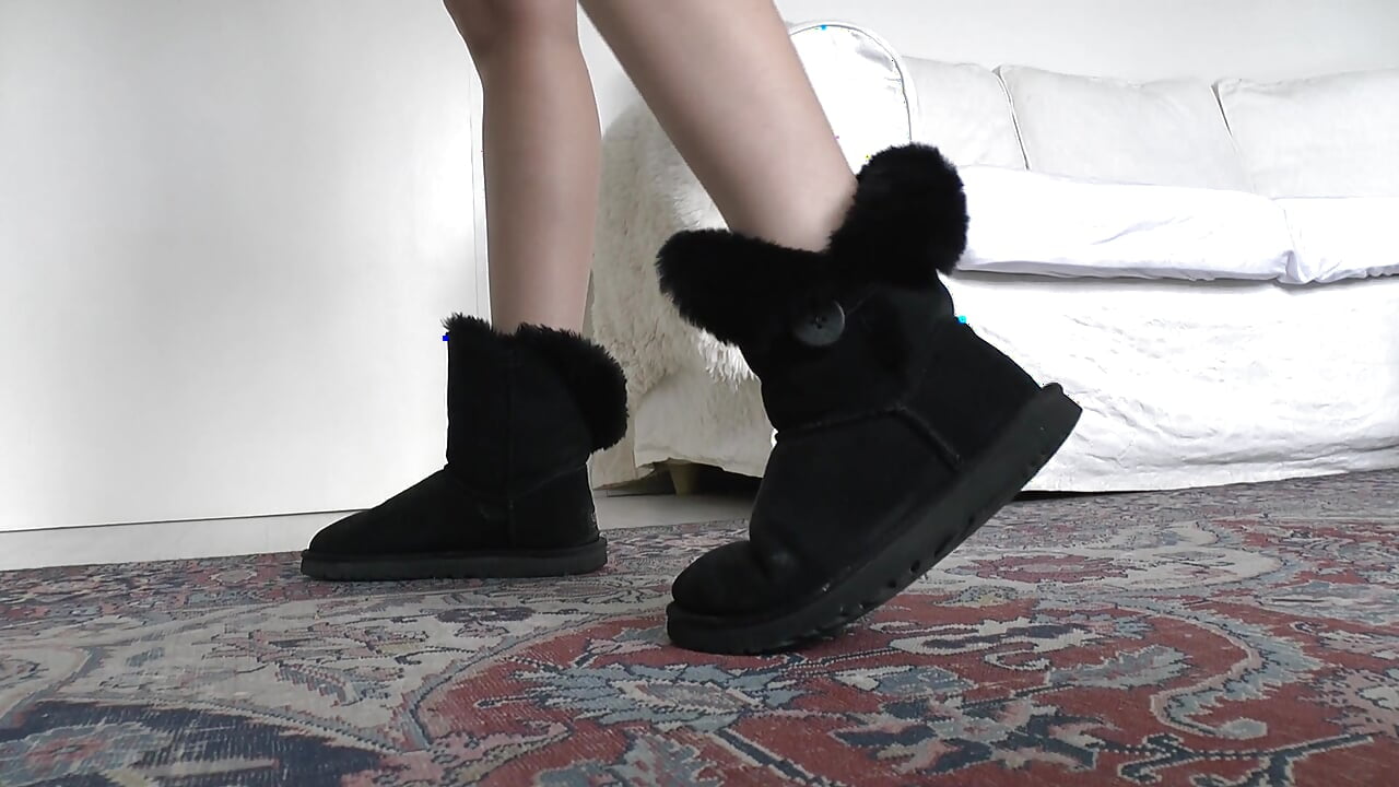 Help! Extremely Smelly Feet From Fur Boots! Feet Have to Sniff and Cum Lady Victoria Valente