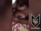 Une Africaine noire excitée a envie de quelque chose de plus snapshot 10