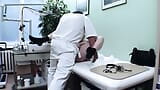 Piss Gangbang mit notgeilem Klinik Chef snapshot 16