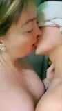 kissing her man snapshot 3