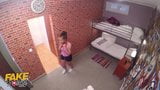 Fake hostel - 可爱的黑发女郎在粗暴性爱后感到被爱 snapshot 4