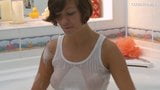 Watch her orgasm in the bathtub, Sima Zasadilo snapshot 4