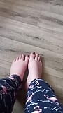 Very cute legs and toes snapshot 14