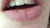 Schöner schöner süßer Mund und Zähne snapshot 4