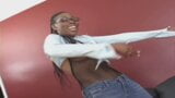 Ashley es una negra follando una gran polla negra snapshot 3