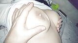 Les gros seins naturels de ma femme se balancent magnifiquement quand elle se fait baiser snapshot 9