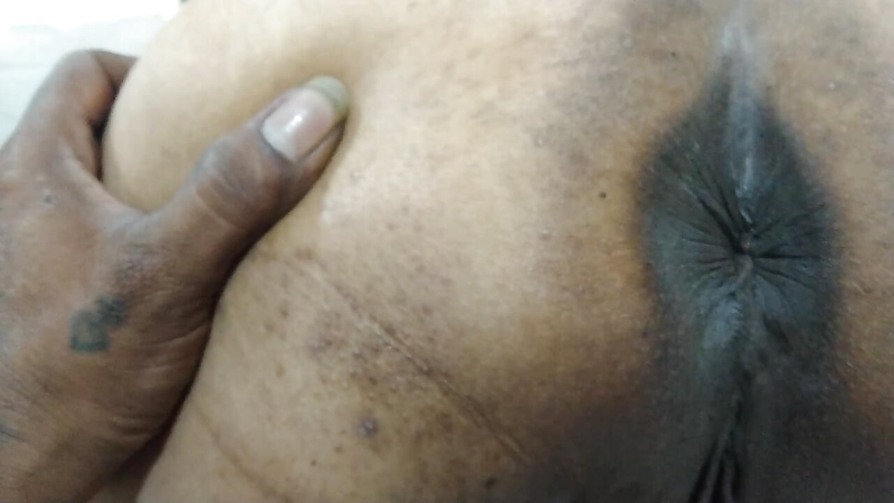 Dirty Kavitha Aunty Masterbate in Front Dilver Boy