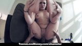 Teenslovemoney - bezorger krijgt een grote fooi snapshot 15