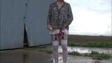 Travesti travesti lencería nylon anal consolador al aire libre 203 snapshot 3