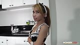 Flaca filipina preñada en entrevista de trabajo snapshot 4