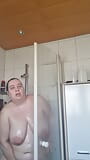 Chi vuole fare la doccia con me??? snapshot 7