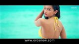 Siddhart malhotra와 함께하는 Alia bhatt - 올해의 학생 snapshot 4