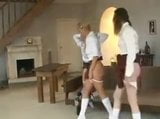 Bastinado 3 schoolmeisjes snapshot 2