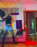 Kelsey bailando snapshot 3