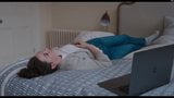 Anne Hathaway - "Enfermée" snapshot 1