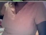 Btw fille montrant ses seins sur webcam snapshot 2