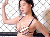 Johyun in einem sexy BH snapshot 3