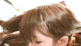 Rie Obata अपनी बालों वाली चूत को चोदने से पहले अजनबी को लंड चुसाई देती है snapshot 19