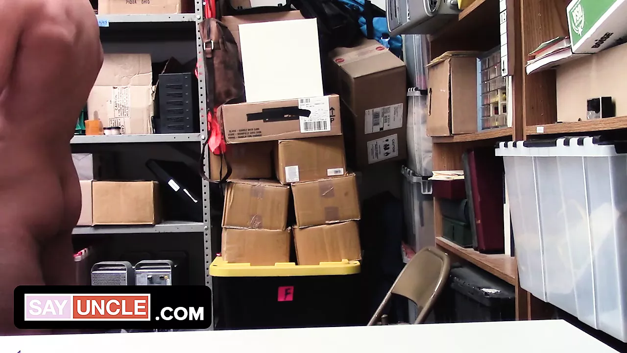 Chocolate Boy Darien Foster Caught Shoplifting: American Gay Anal Porn by  Young Perps