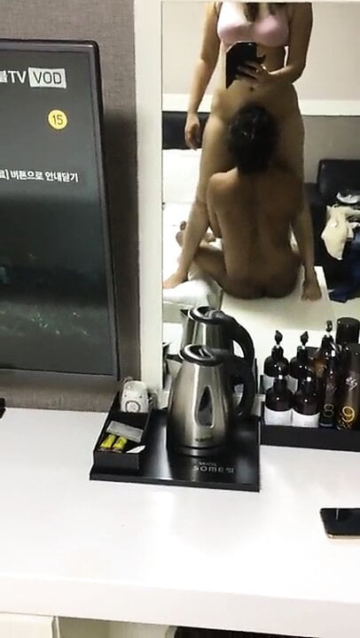 tamil busty with room service boii