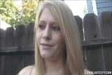 Blonde bimbo topless sperma snapshot 2