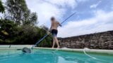 Chico de la piscina sacude su enorme polla sin cortar junto a la piscina snapshot 4