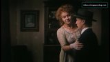 Experiență sexuală cu scenă vintage sexy cu mama vitregă snapshot 3