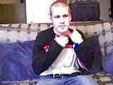 Alex West masturbándose snapshot 3