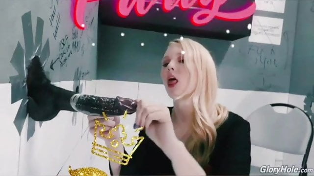 British Slut’s Sucking Techniques Inspiring Stories