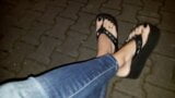 Chanclas extremas y pies extremadamente sexys snapshot 16