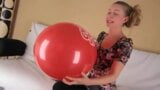 Leuk ballonmeisje snapshot 5