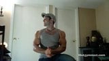 Flexible CUMMING muscle man!!!! snapshot 5