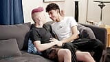 NastyTwinks - Reunion - Luca Ambrose retorna depois de ficar fora por uma semana de Harley Xavier Hot Raw Intimate Fucking se segue snapshot 1