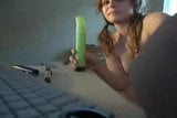 Holly und ihr neuer Dildo snapshot 19