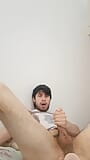 Penetrazione delicata con dildo e sborrata finale di un twink grazioso snapshot 9