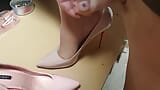 Blowjob on My Nude Pumps and Stockings snapshot 6