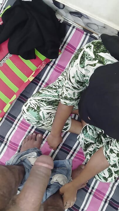 Desi Hijabi Girlfriend fucking enjoy